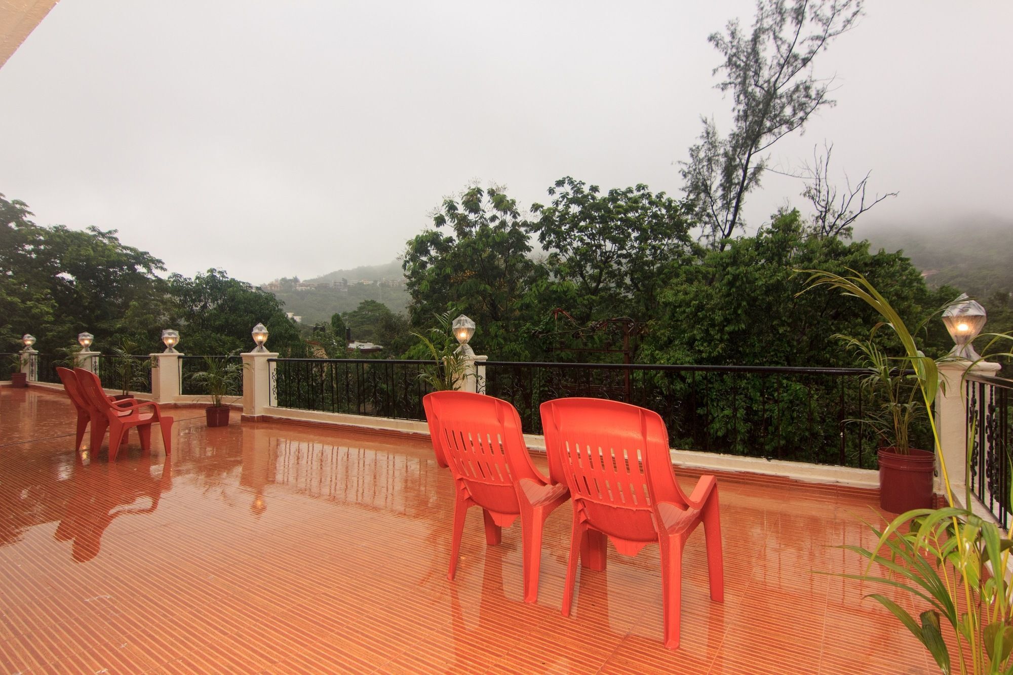 Oyo 9806 Hotel Arvi Lonavala Exterior photo